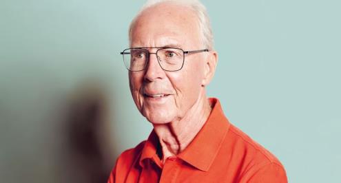 وفاة فرانز بيكنباور أسطورة الكرة الألمانية